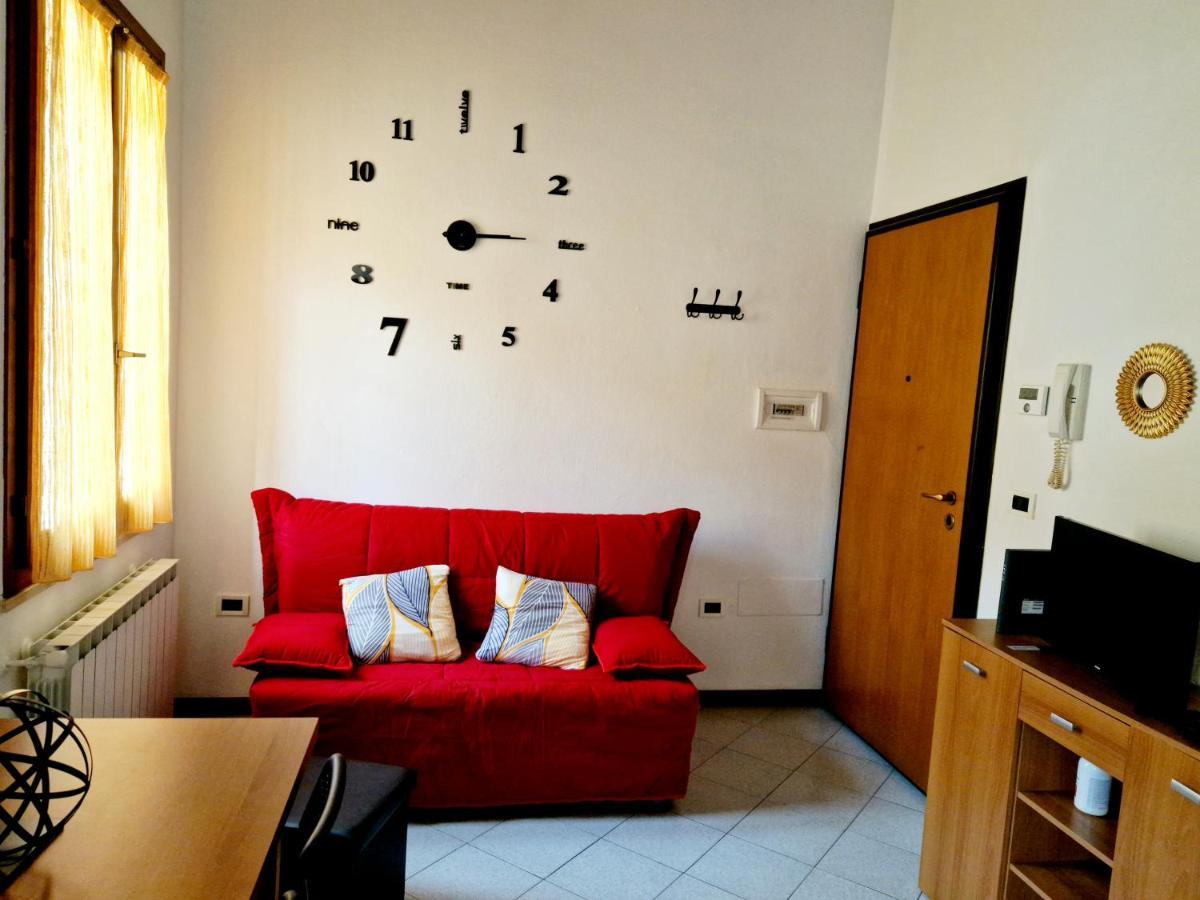 Appartamento In Centro Free Wi-Fi, Self Check-In Forlì Exteriör bild